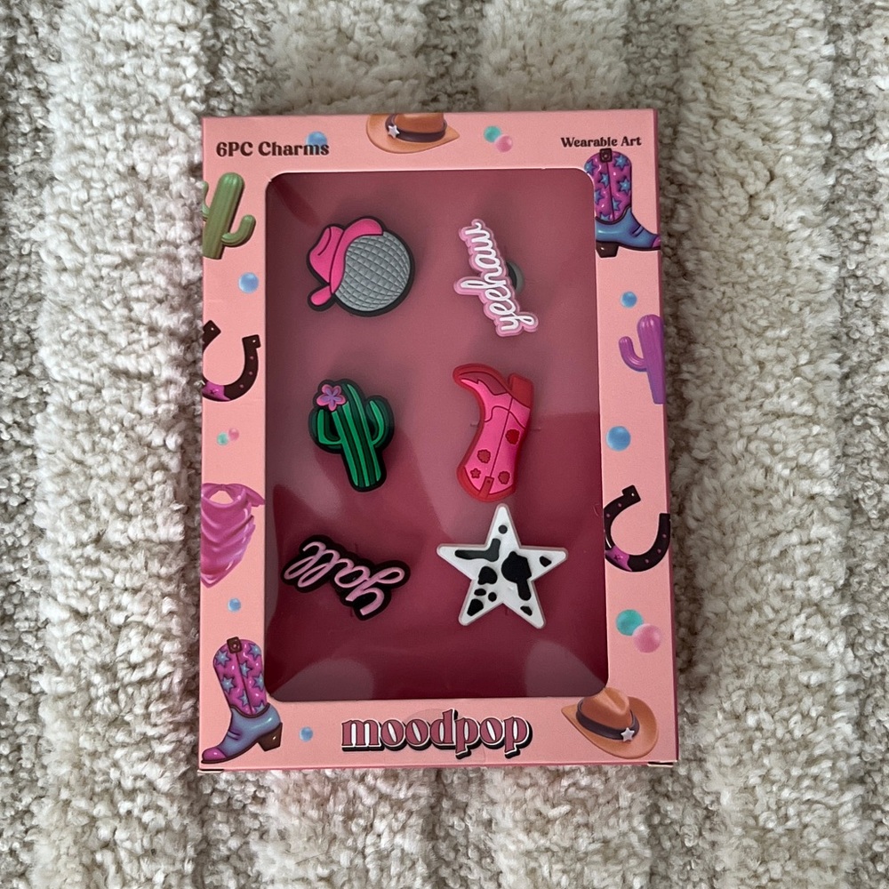 6 Cowgirl Croc Charms
